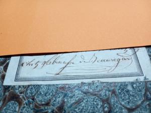 den schreiber dieser unterschrift hab ich in 30-60 min. identifiziert